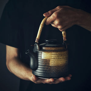 Japanese Ceramic Teapot – Large-Capacity Hand-Painted Restaurant Teapot